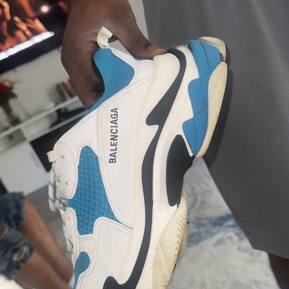 Balenciaga Men's White and Teal Sneakers